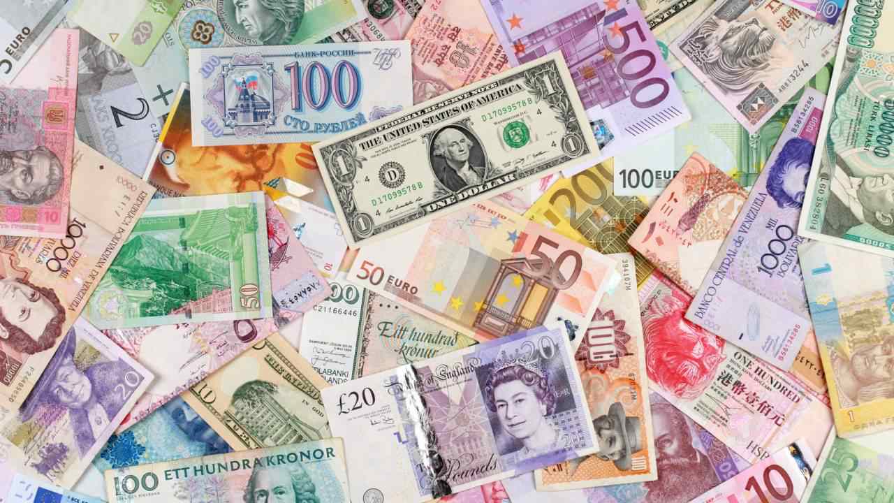 Tiền pháp định FIAT là gì? FIAT có đang bị lung lay bởi Crypto