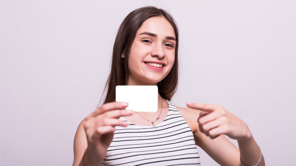 Thẻ phi vật lý là gì?