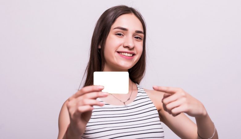 Thẻ phi vật lý là gì?
