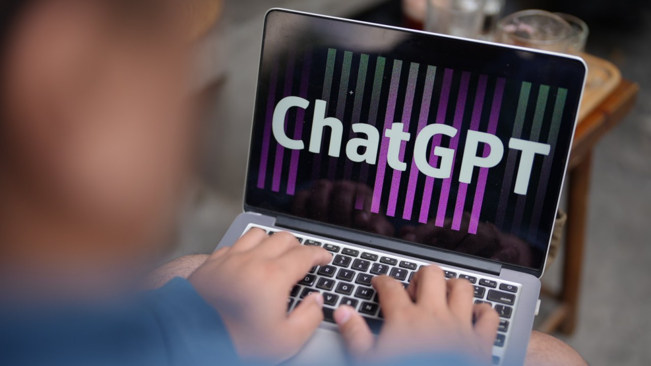 ChatGPT có thể thay thế được đội ngũ tư vấn tài chính không?